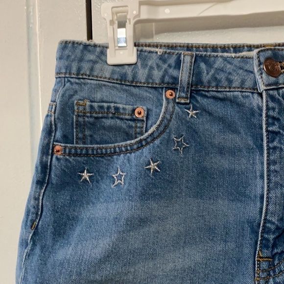 H&M Coachella Cut off Jean Shorts size 10 - Picture 2 of 10